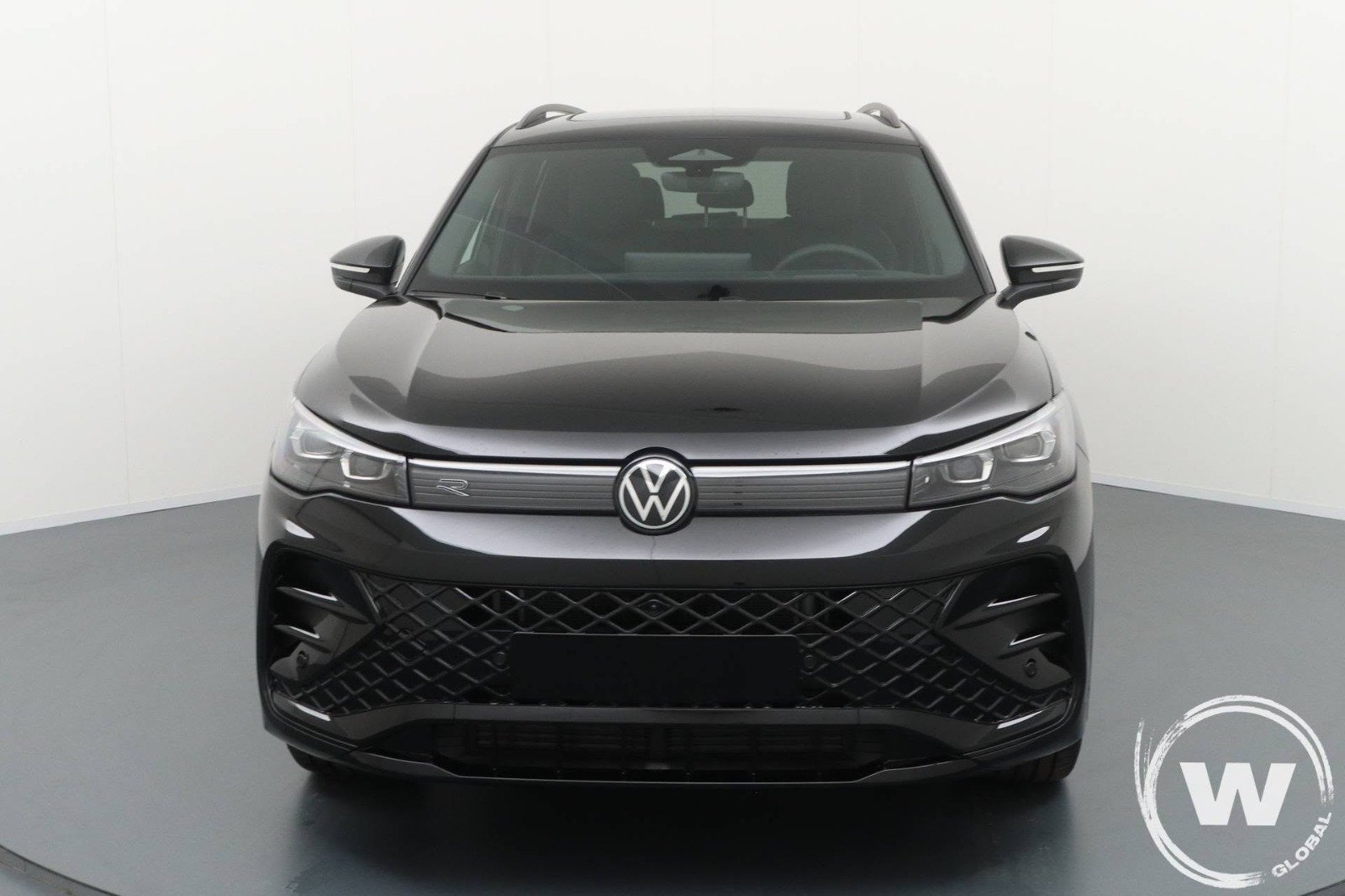 e Volkswagen Tiguan 1.5 eTSI DSG7 R-Line (Moins de 3 ans - 2026) | Palayra Apex – Image 1